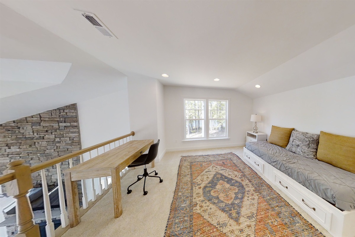 2nd Floor Loft