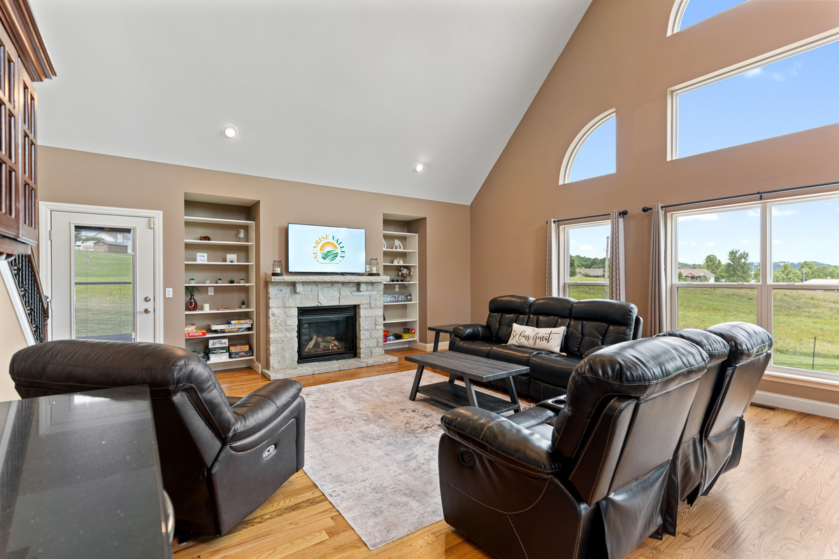 Plenty of seating for movie night or game day. Cozy up and unwind with your people.