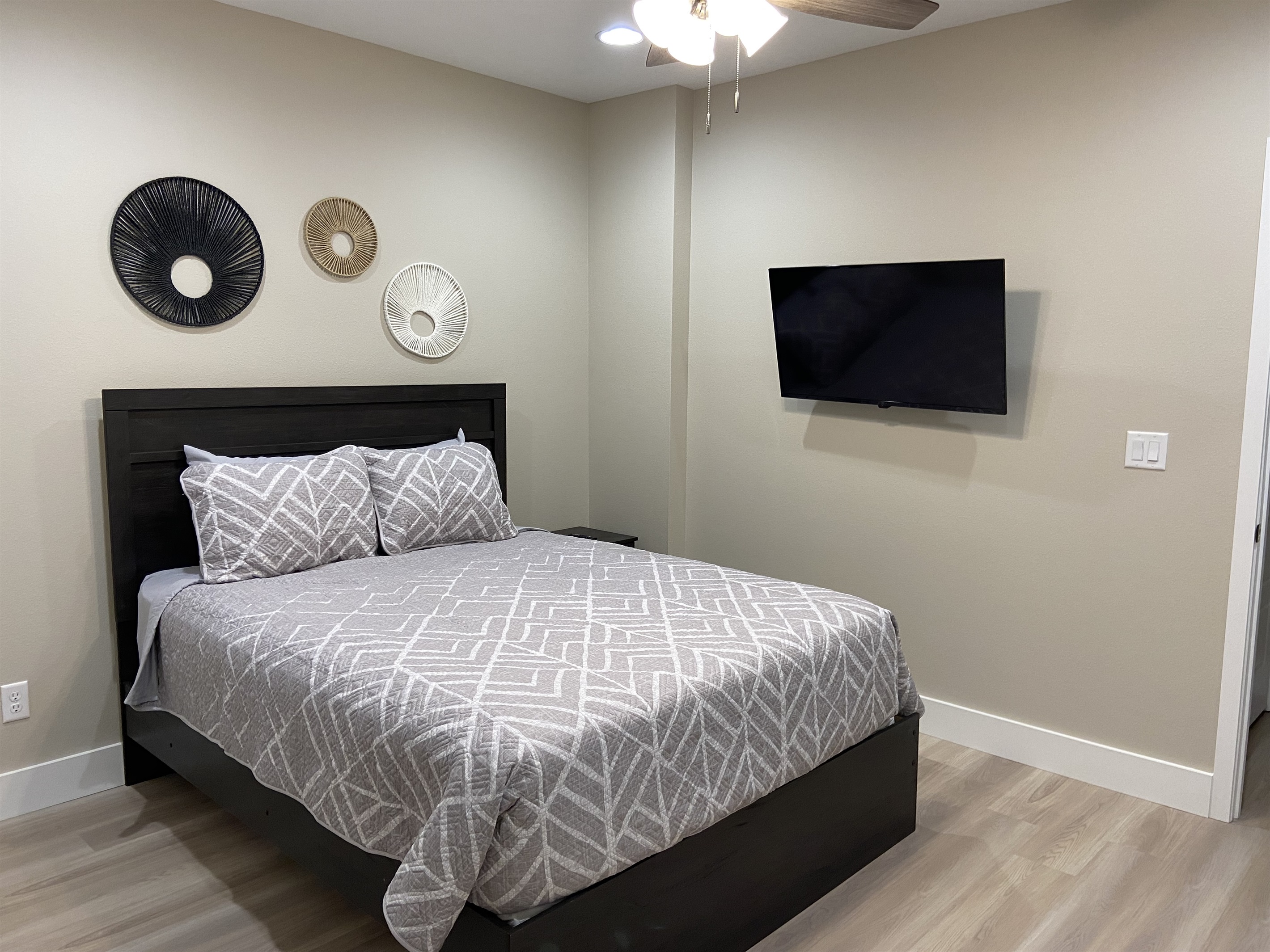 Lower level Queen bedroom # 4