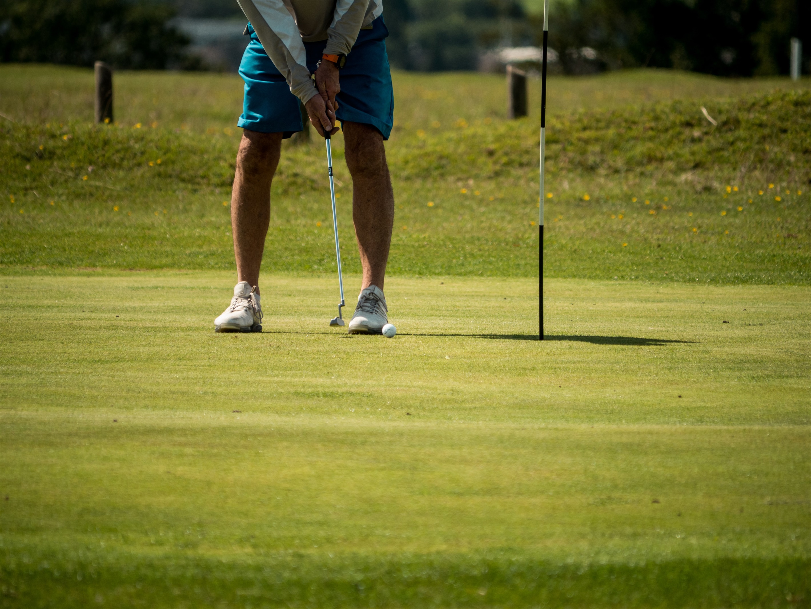 Convenient to golf