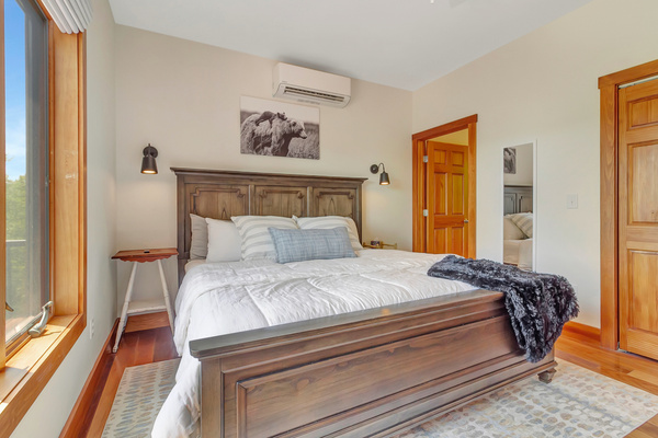 Main level king bedroom