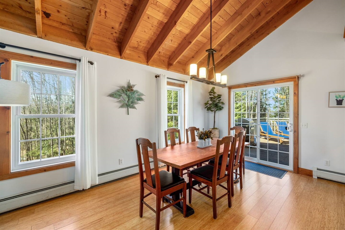 Beautiful dining space for 6+ and quick access to the deck
