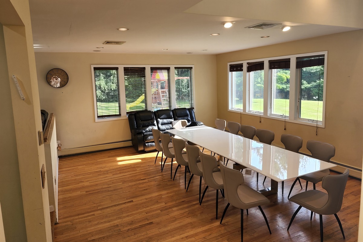 NYOCL0005 5 Bedroom Contemporary House Monroe NY FIVE STAR RELAX