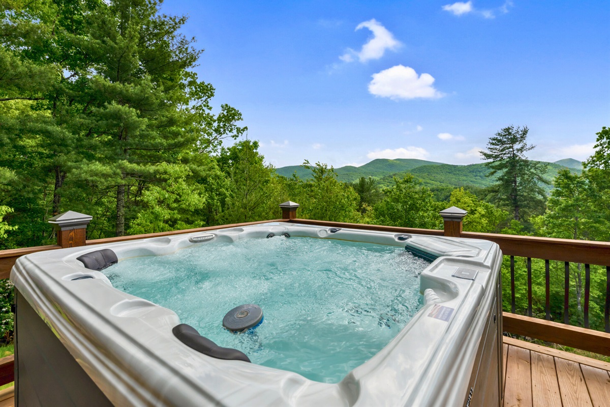 Unwind in the 6 seater hottub while taking in the views.