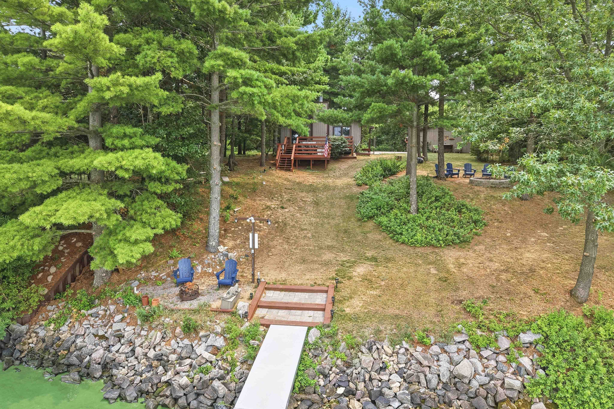 Ashley’s Hideaway — photo 2