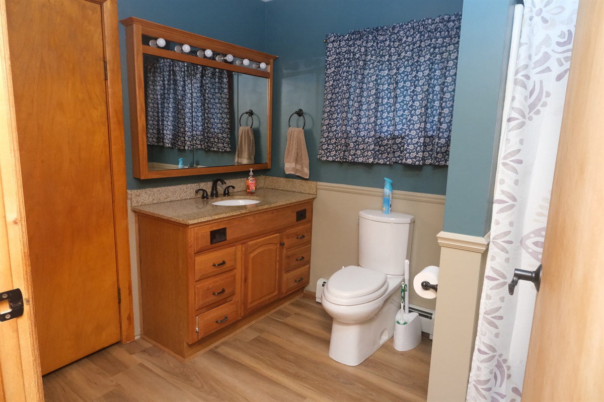 Full Bathroom on the Main Floor