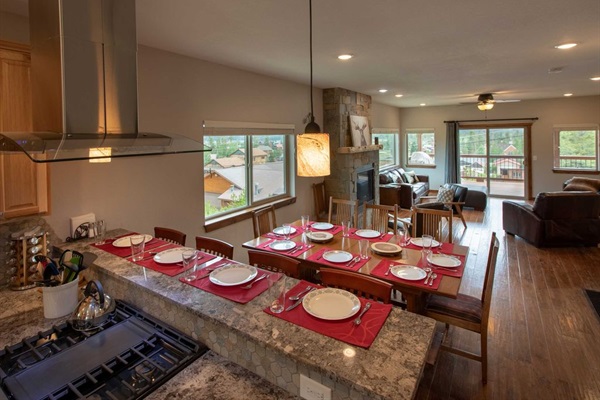 On Main Level gather and dine in style with ample seating in our inviting dining area. Perfect for shared meals and making memories. 
