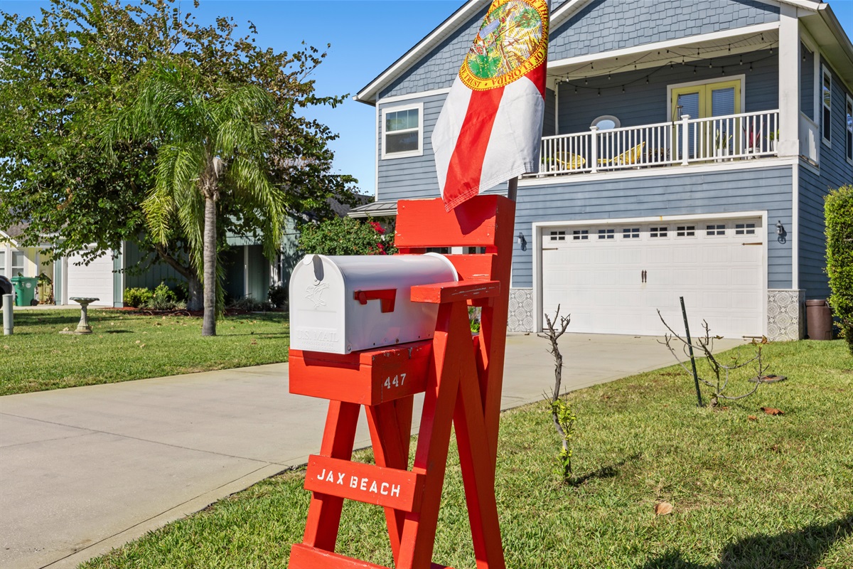 Iconic Jax Beach Lifeguard Mailbox
A playful, beach‑themed mailbox modeled after a lifeguard chair adds personality and local charm to the property. A fun, memorable detail that welcomes guests with true Jacksonville Beach spirit.