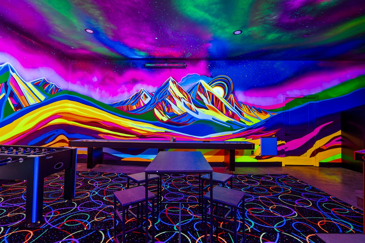 Custom glow in the dark murals, taken from our experience in the glow-golf business.