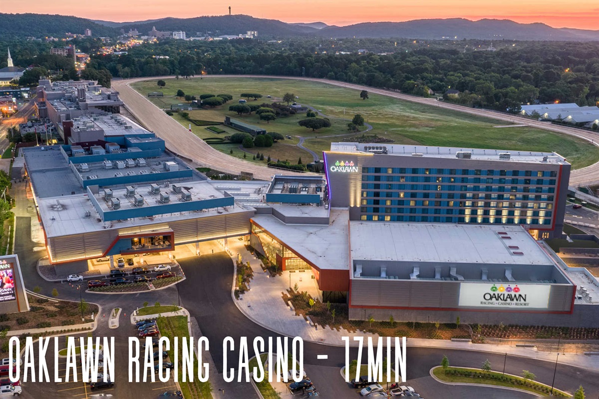 Enjoy a day of excitement at Oaklawn Racing Casino&mdash;place your bets and feel the rush of the race!