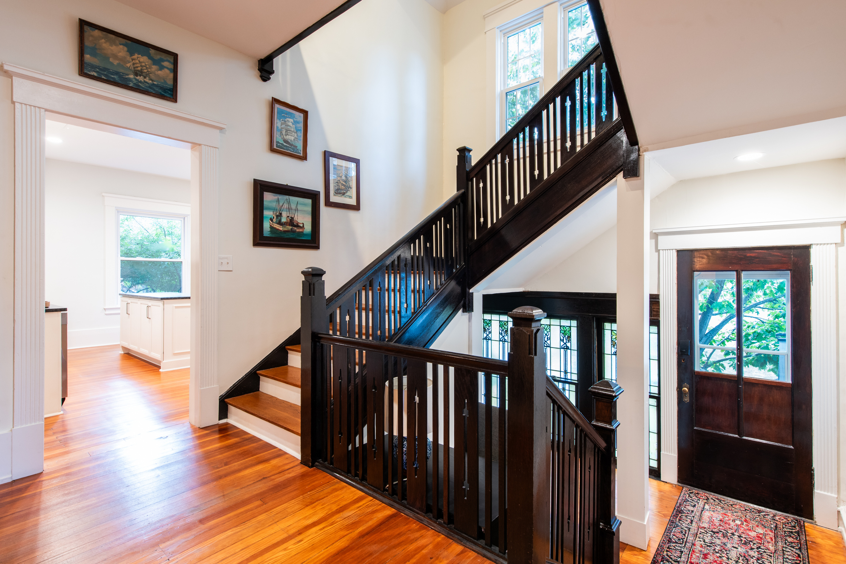 2nd level hallway 