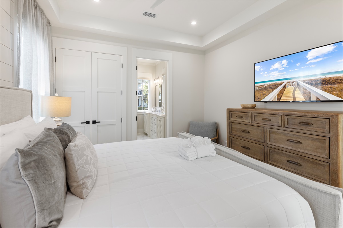 Bedroom #1 (1st Floor)