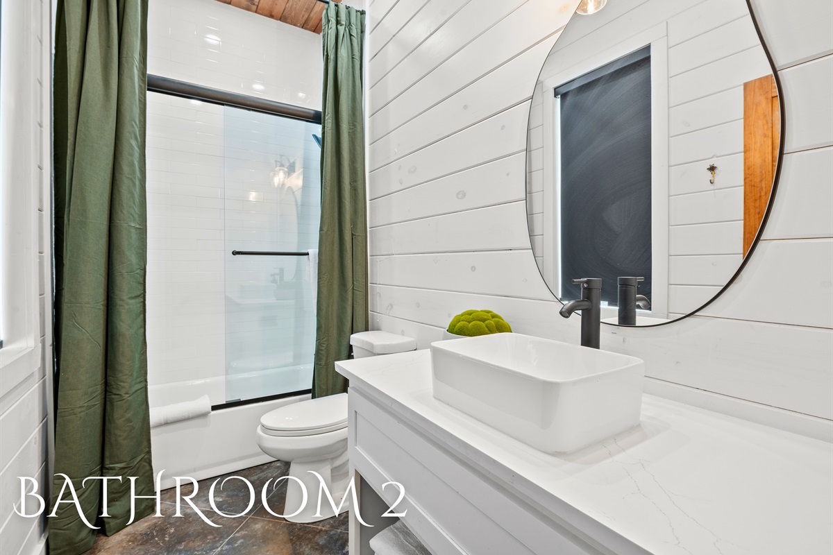 A sleek and contemporary bathroom with modern finishes and a minimalist design that feels fresh and bright.