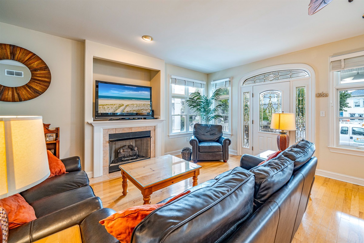 Stunning living room with leather seating