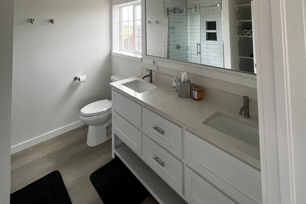 Guest Bathroom - Double Vanity