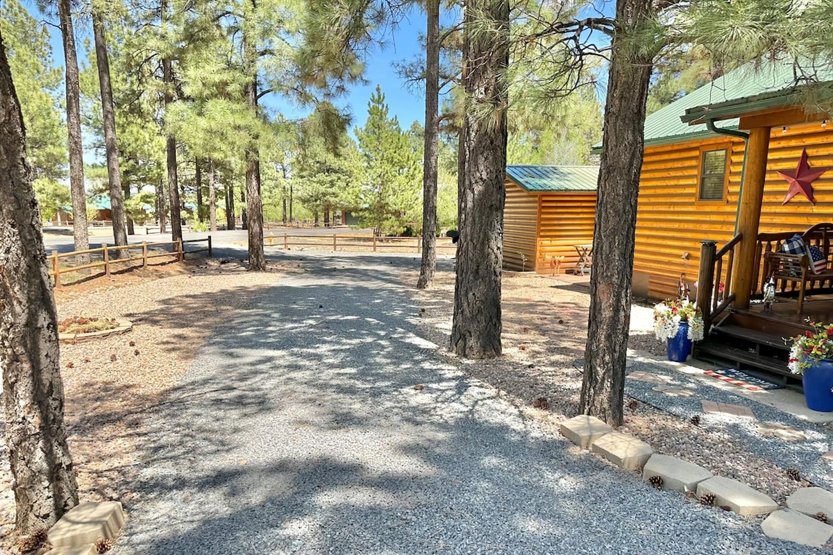 Come and go in a breeze with the well maintained driveway