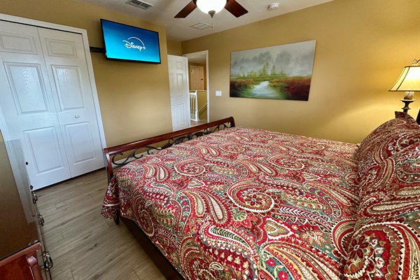Upstairs King Bedroom