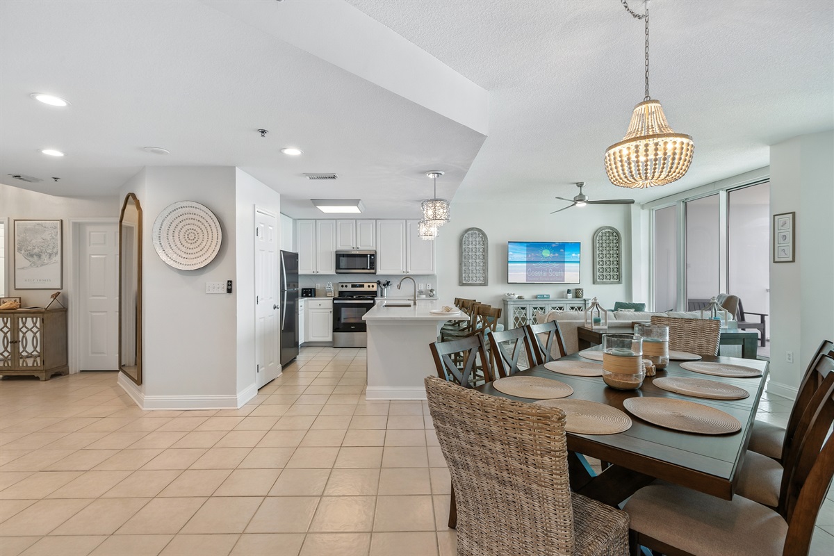 Dining/Kitchen