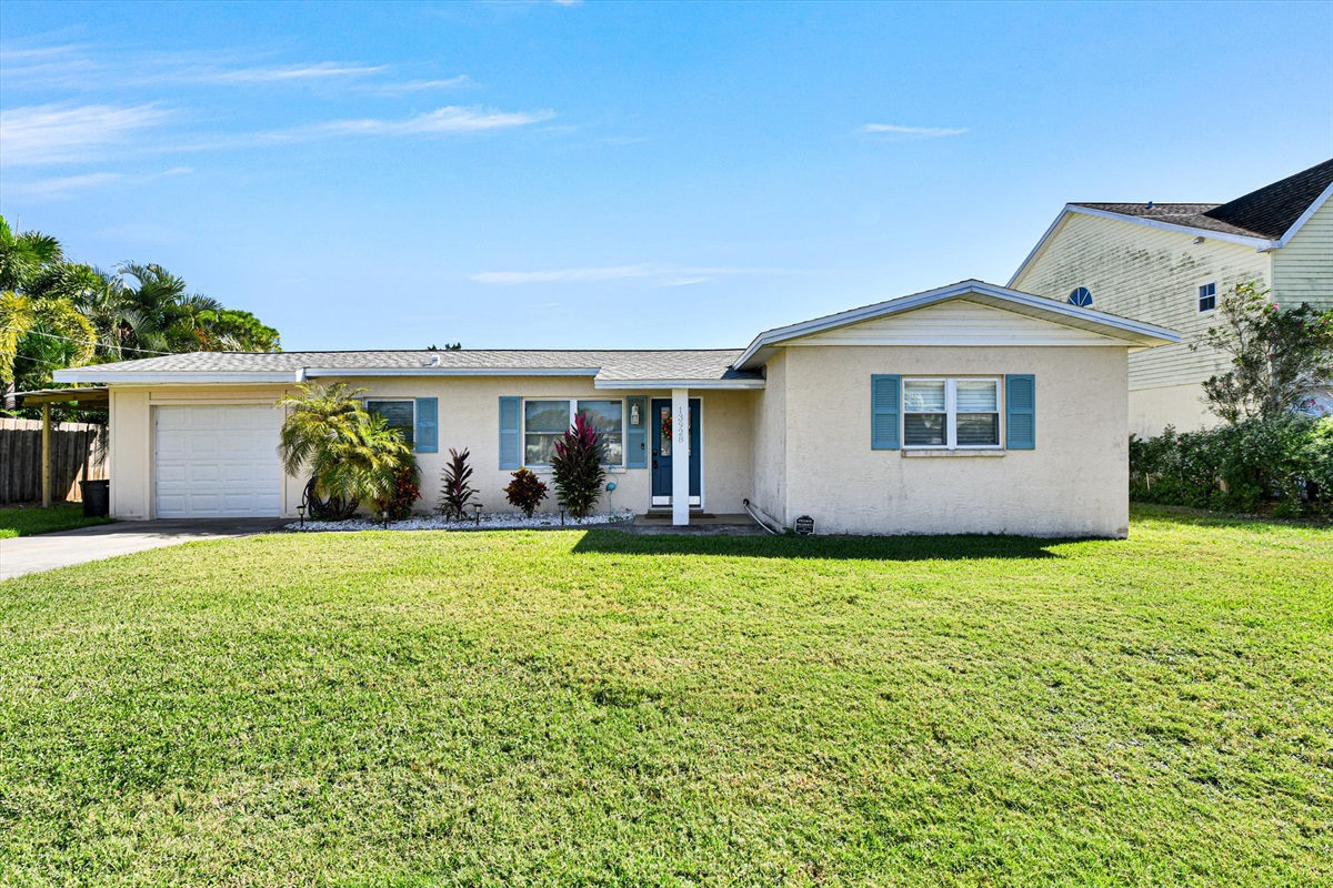 3 bedroom 1 bath home on canal leading to the Gulf!