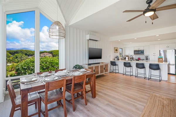 Gorgeous views from the dining area connected to the kitchen
