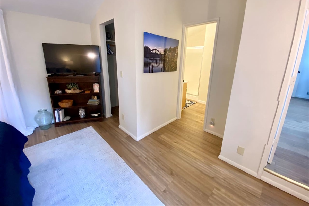 primary bedroom with ensuite bathroom