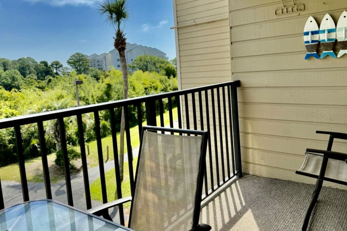 Balcony overlooking the trees