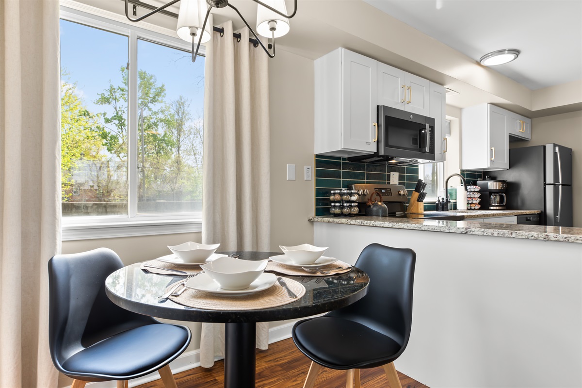 Feasting and lounging, all in one place.