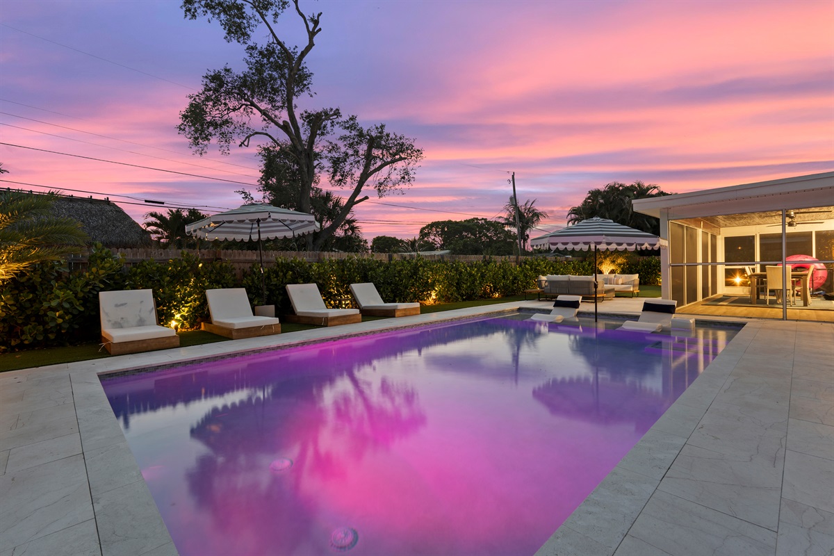 Unwind under the stars, soak in the warm night air, and enjoy your own private oasis after sunset. From late-night swims to peaceful poolside conversations, this is the kind of getaway you never want to leave.