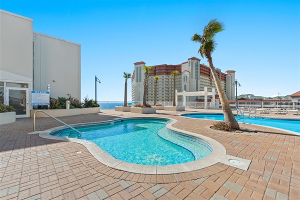 Rooftop hot tub