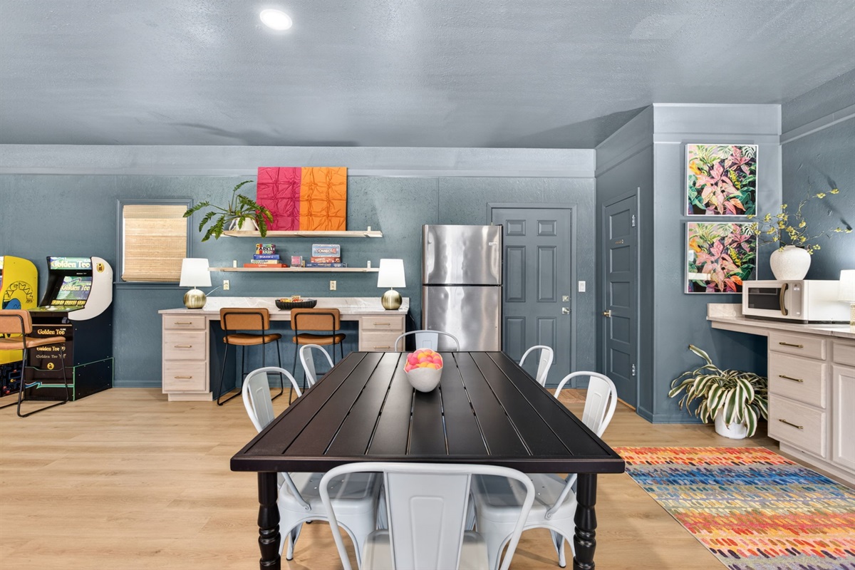 Game Room Dining 