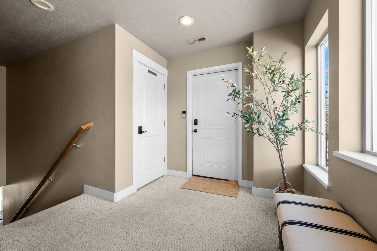 A clean and welcoming interior entry makes coming and going simple throughout your stay.