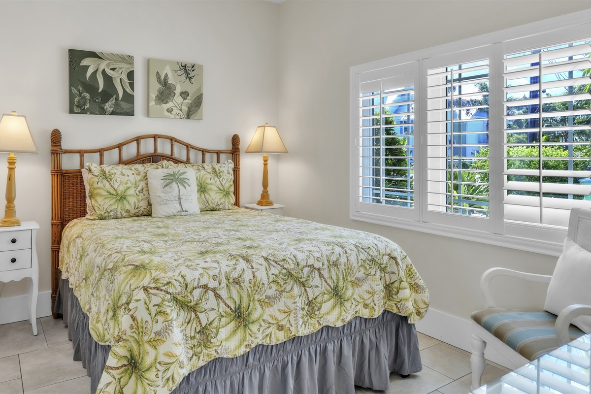 Fourth bedroom East Wing – AMI Beach House vacation home
