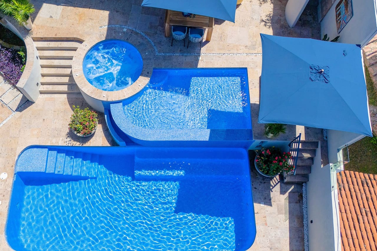 Villa Primrose Pools