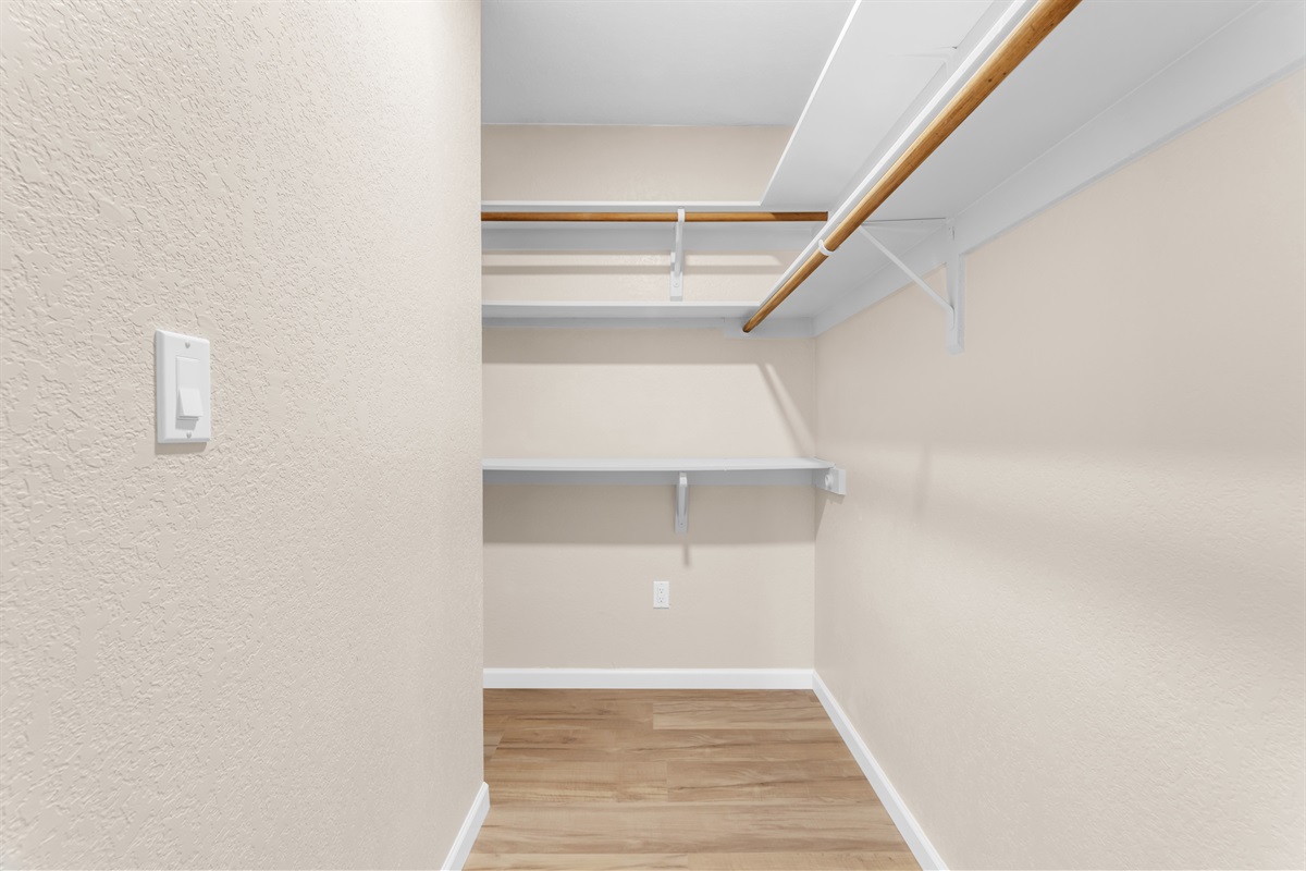 Unpack easily with plenty of room