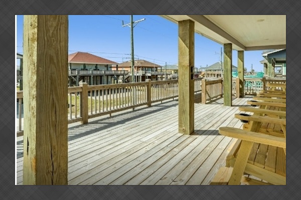 d97bc16f758e4590803b1c5d1f83f656 Medium | Beachhouse | Texas | TX | Vacation Homes | Galveston | Crystal Beach | Kokomo | Breezy Days | Beachfront Elegance | Sunrise Serenity | Southern Sands Property Management, LLC