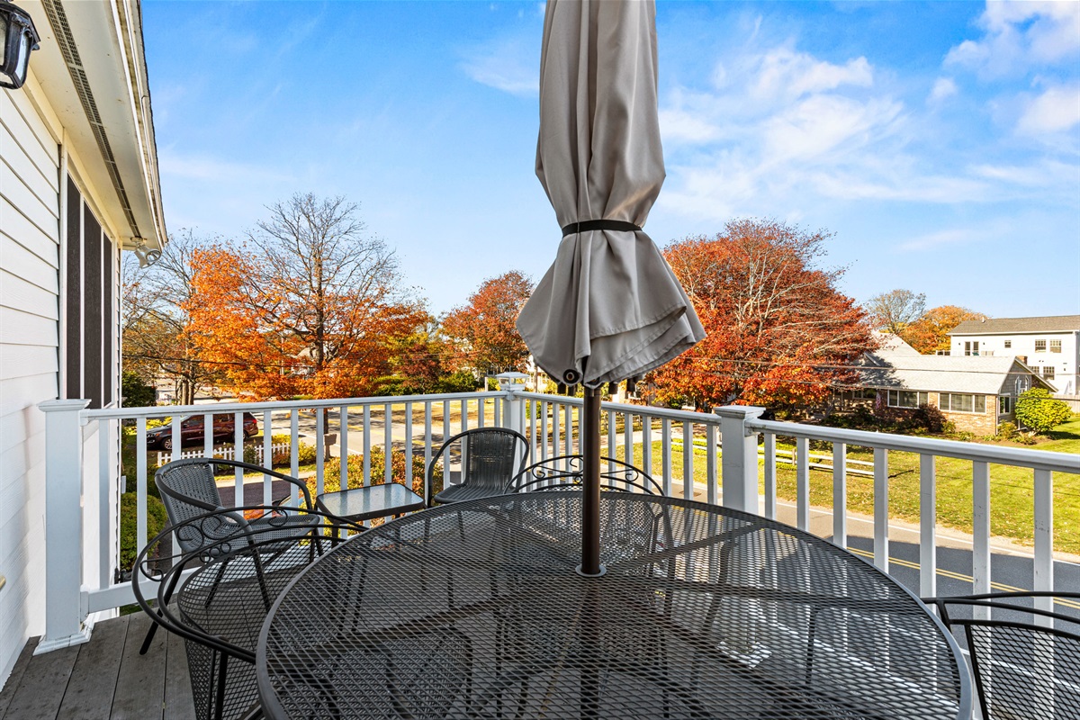 Small deck with outdoor table