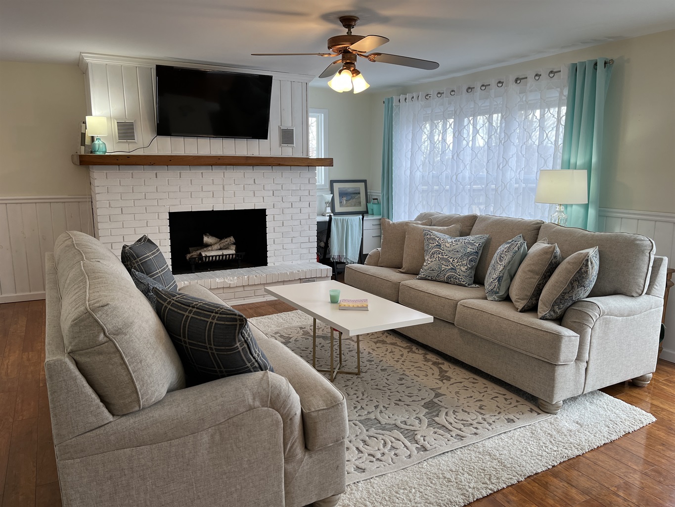 Eagle's Nest Living Room