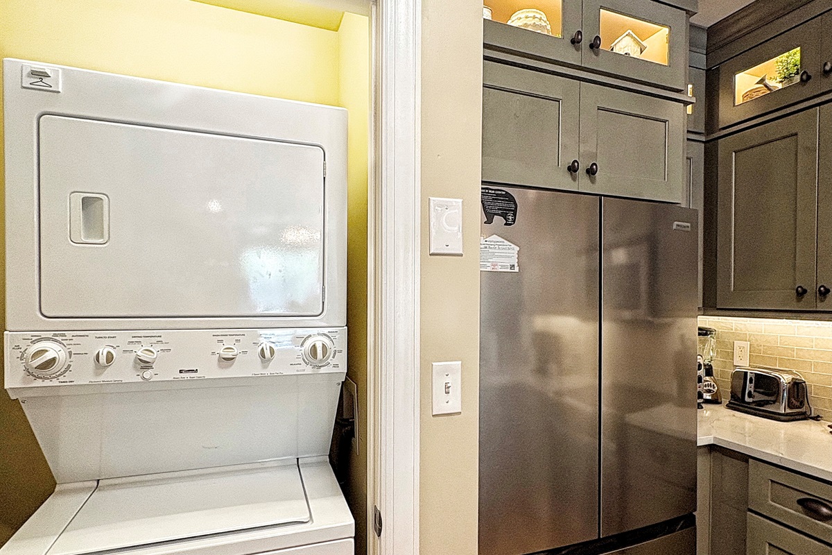 Washer/dryer in kitchen closet