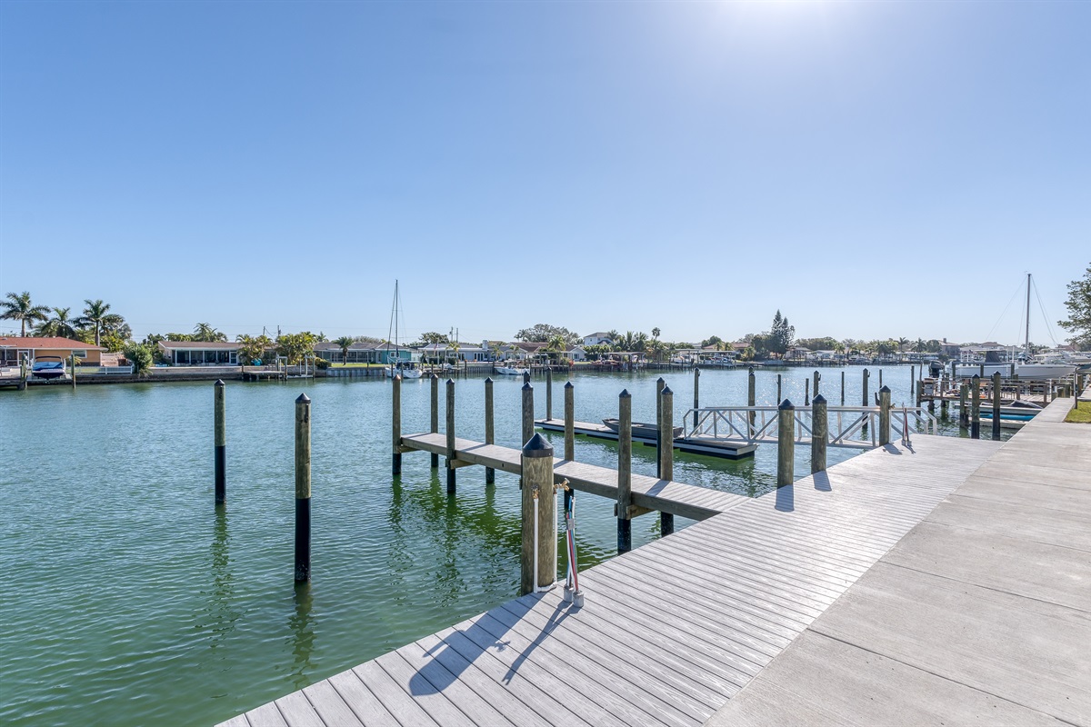 Docks, rental option available, please inquire prior to booking a condo stay