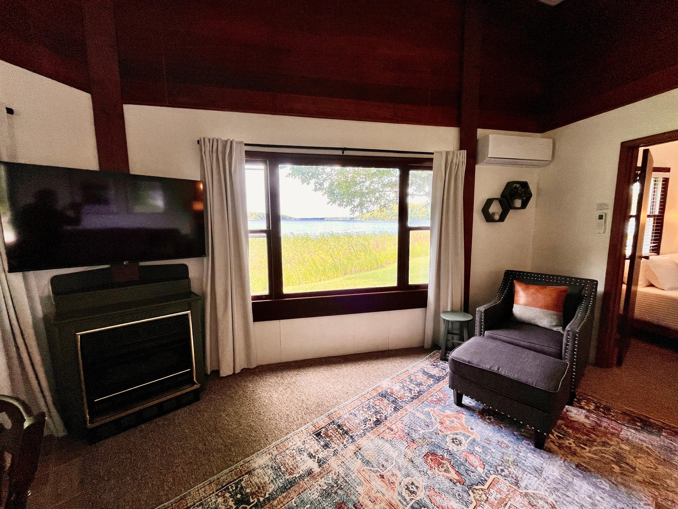Living room overlooking the lake