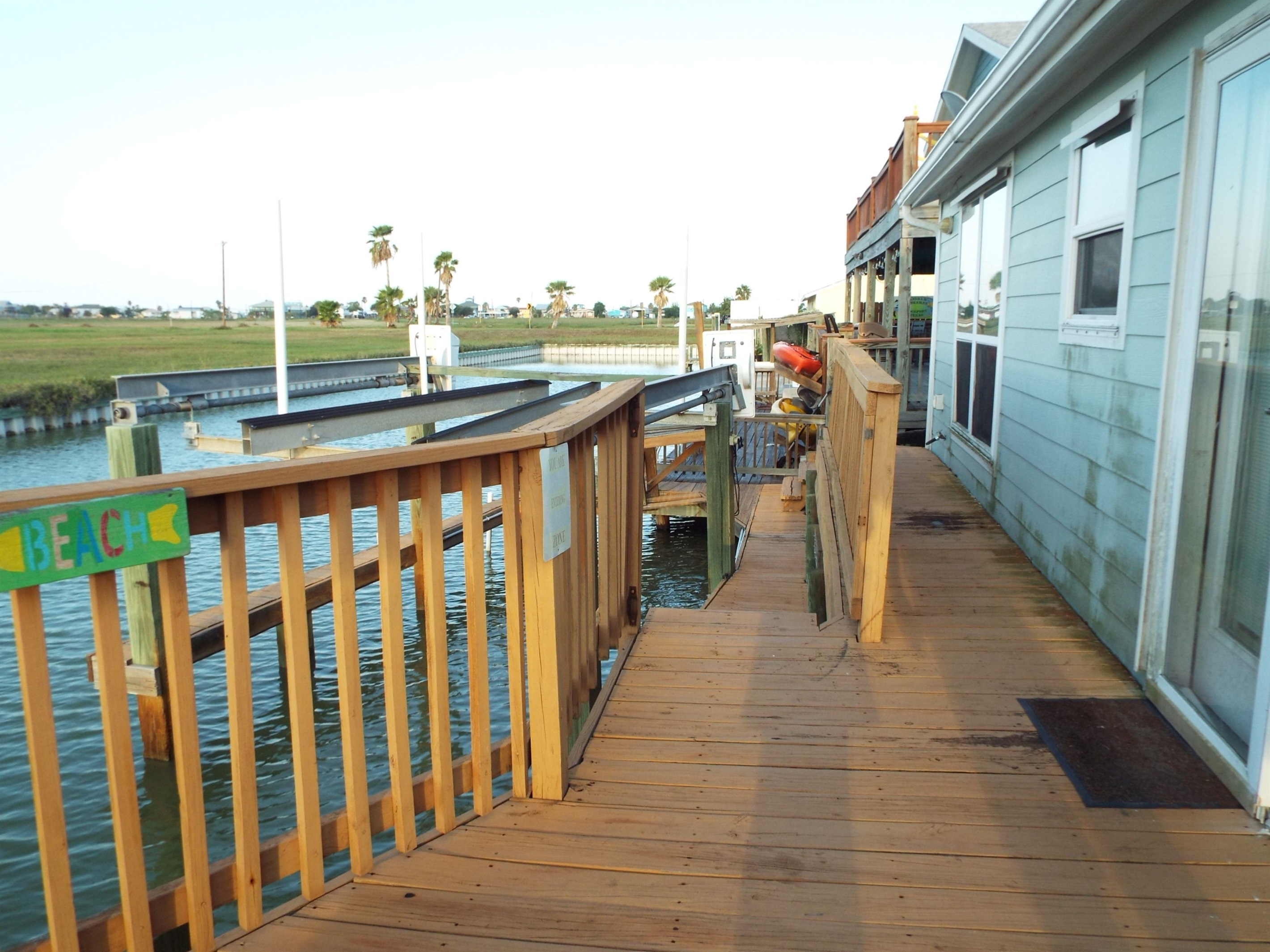 Bulkhead for fishing