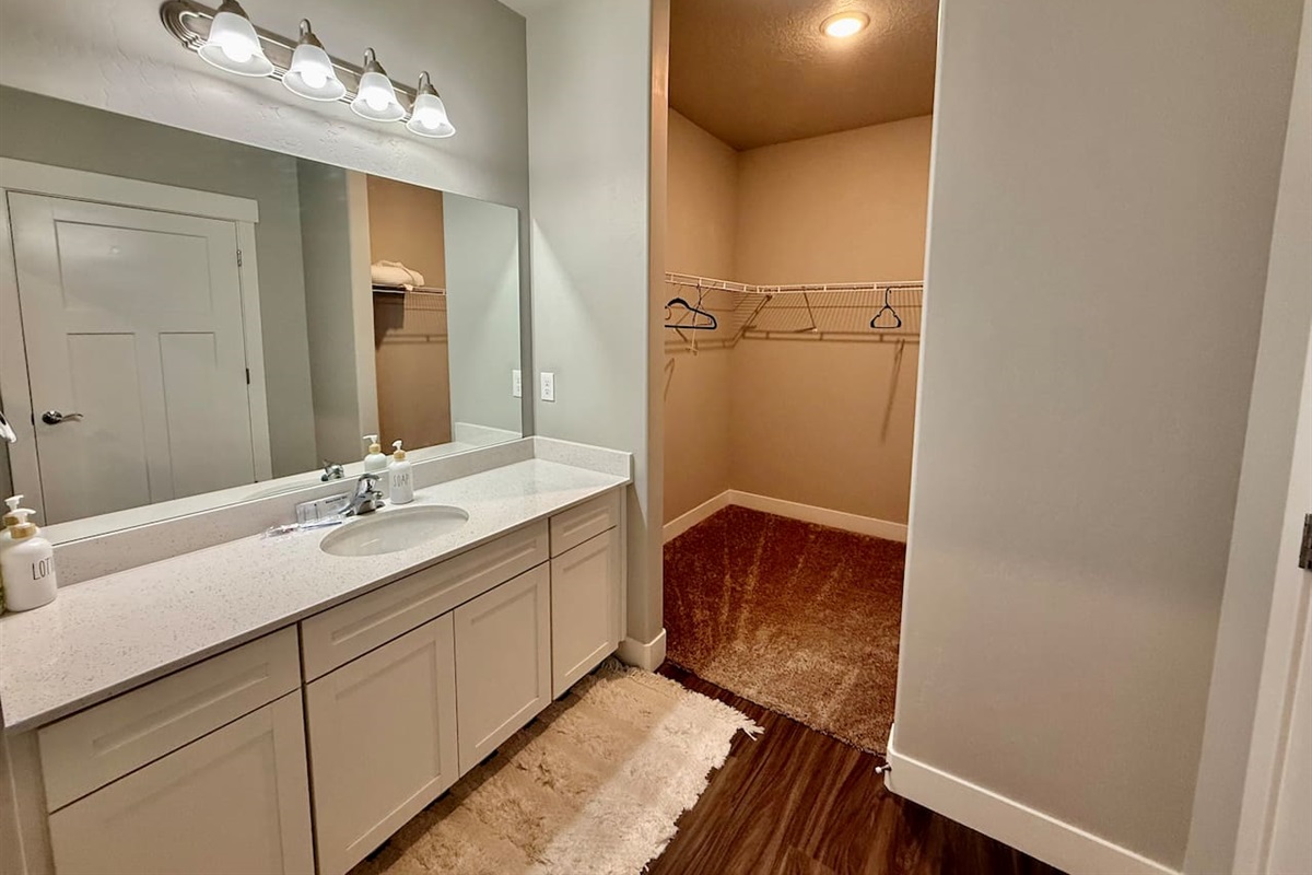 Ensuite
