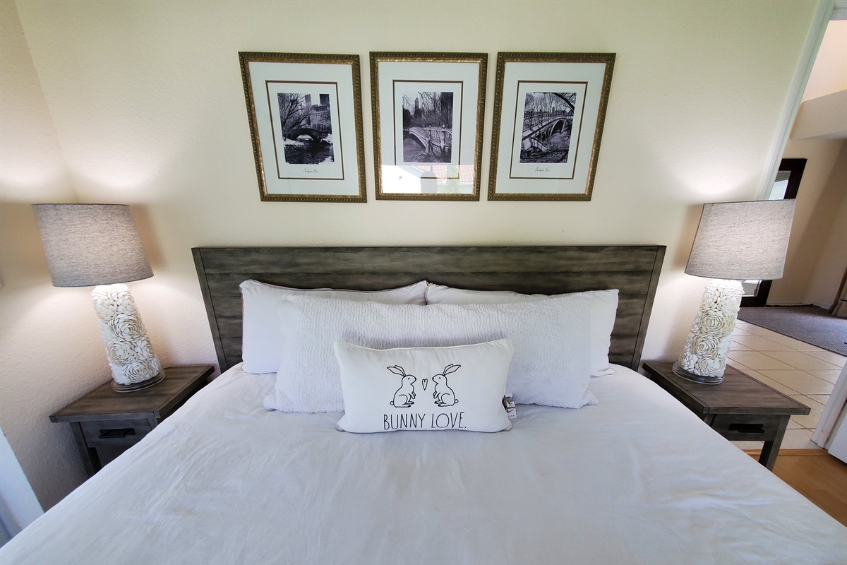 2nd King bedroom with lanai access and private bathroom