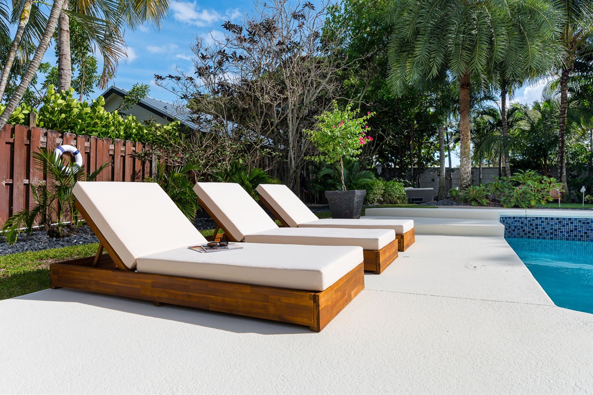 Every corner of the backyard invites you to relax, recharge, and soak up the laid-back Delray Beach lifestyle.