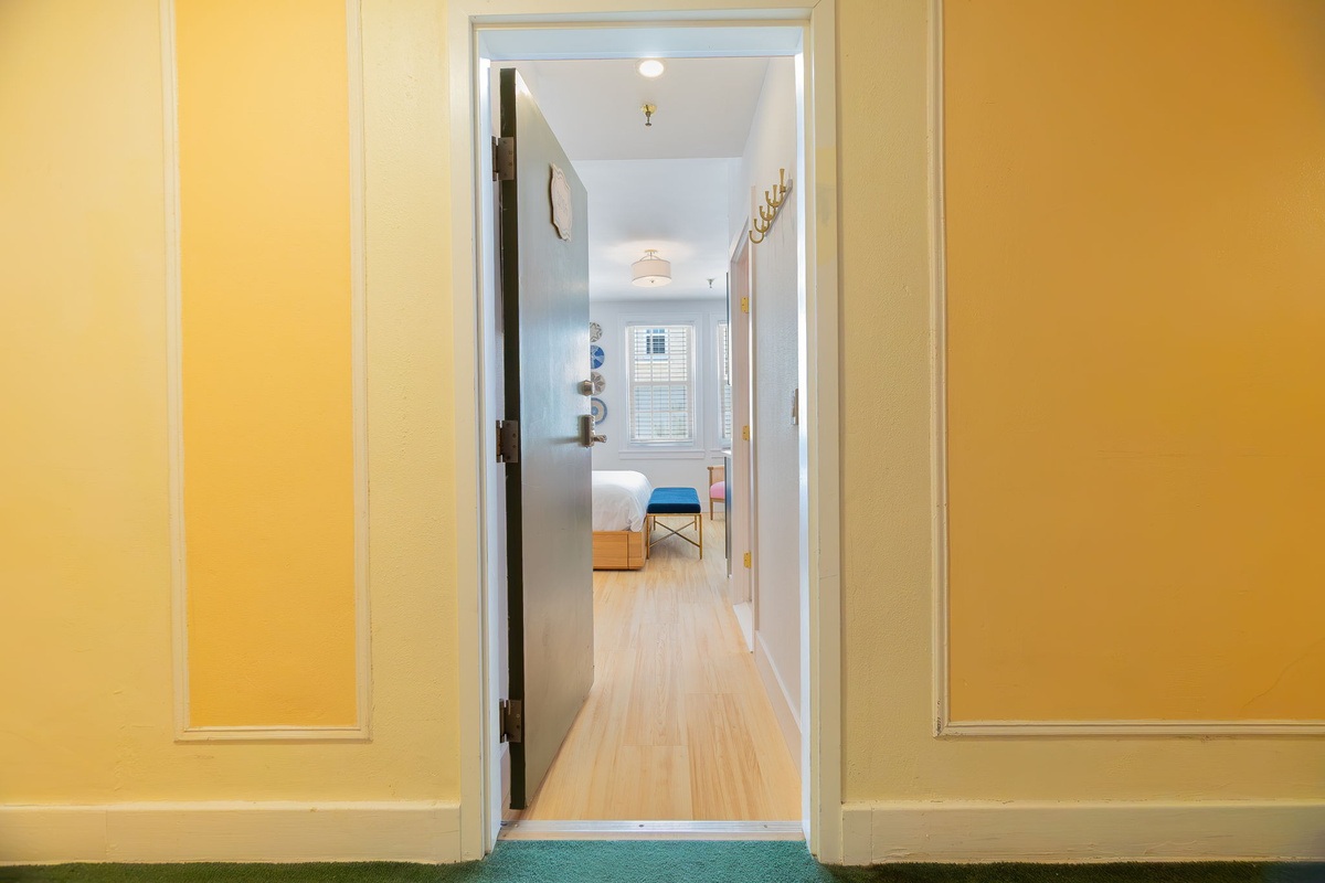 Wheel chair accessible from hallway