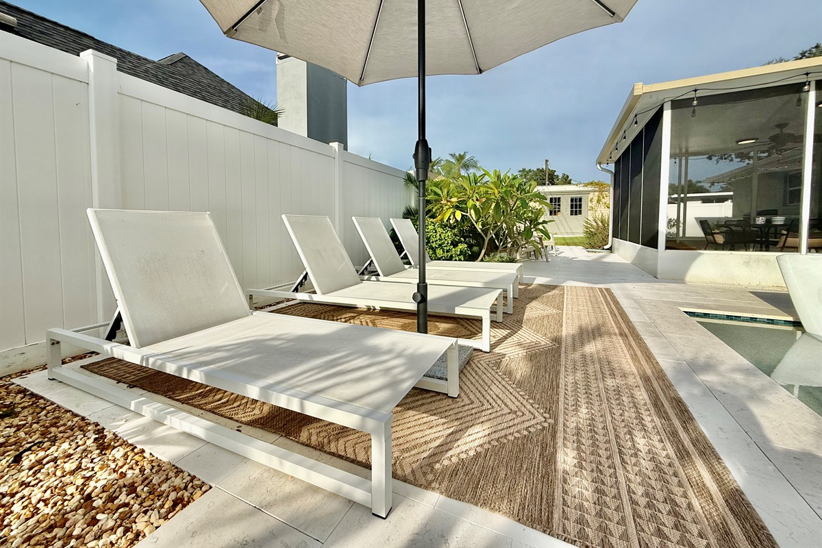 Let the kids splash while you sip a cocktail under the umbrella—it’s fun and relaxation all in one.