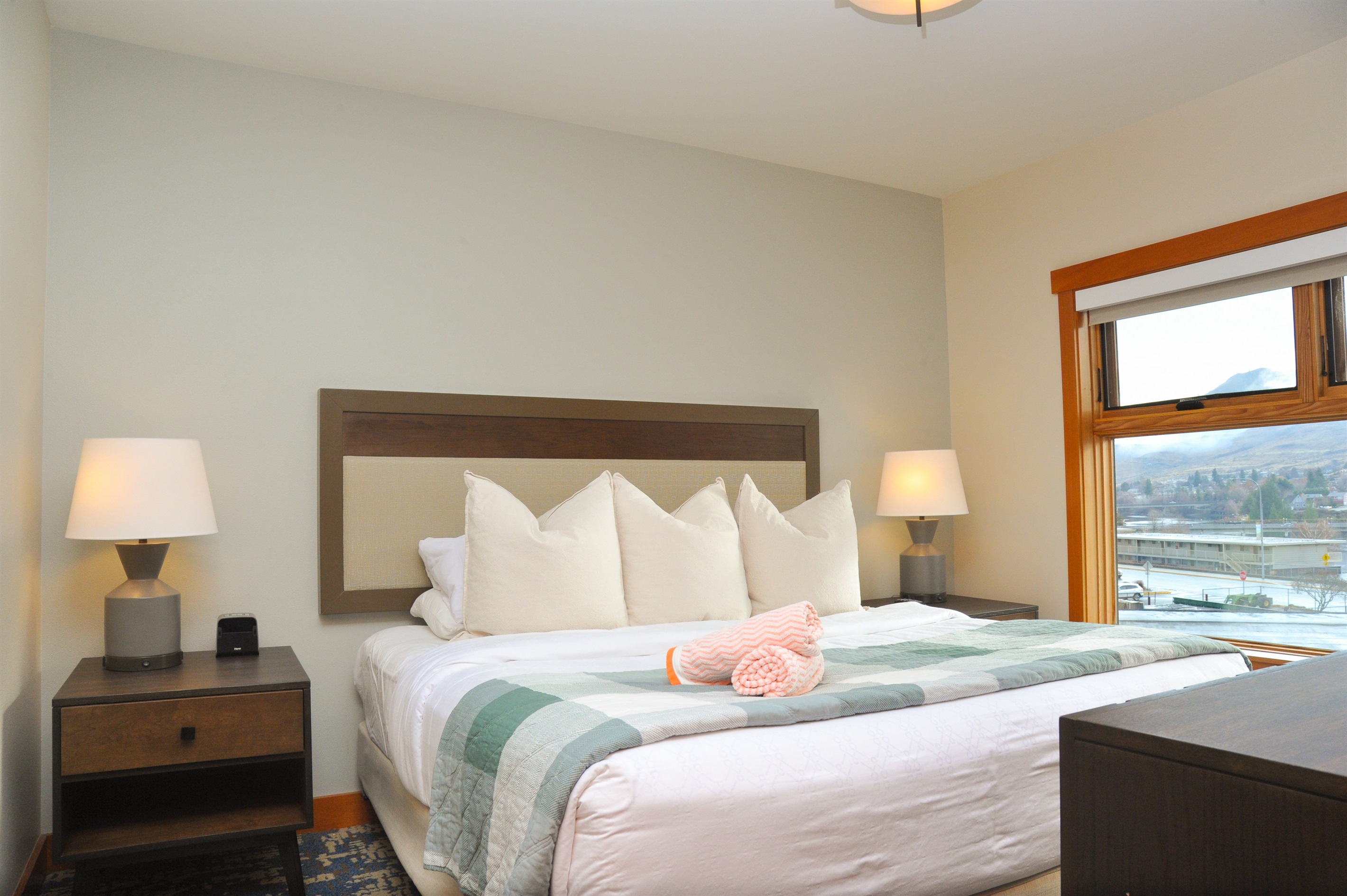 Bedroom #2 of 3: King bed, TV & lake views