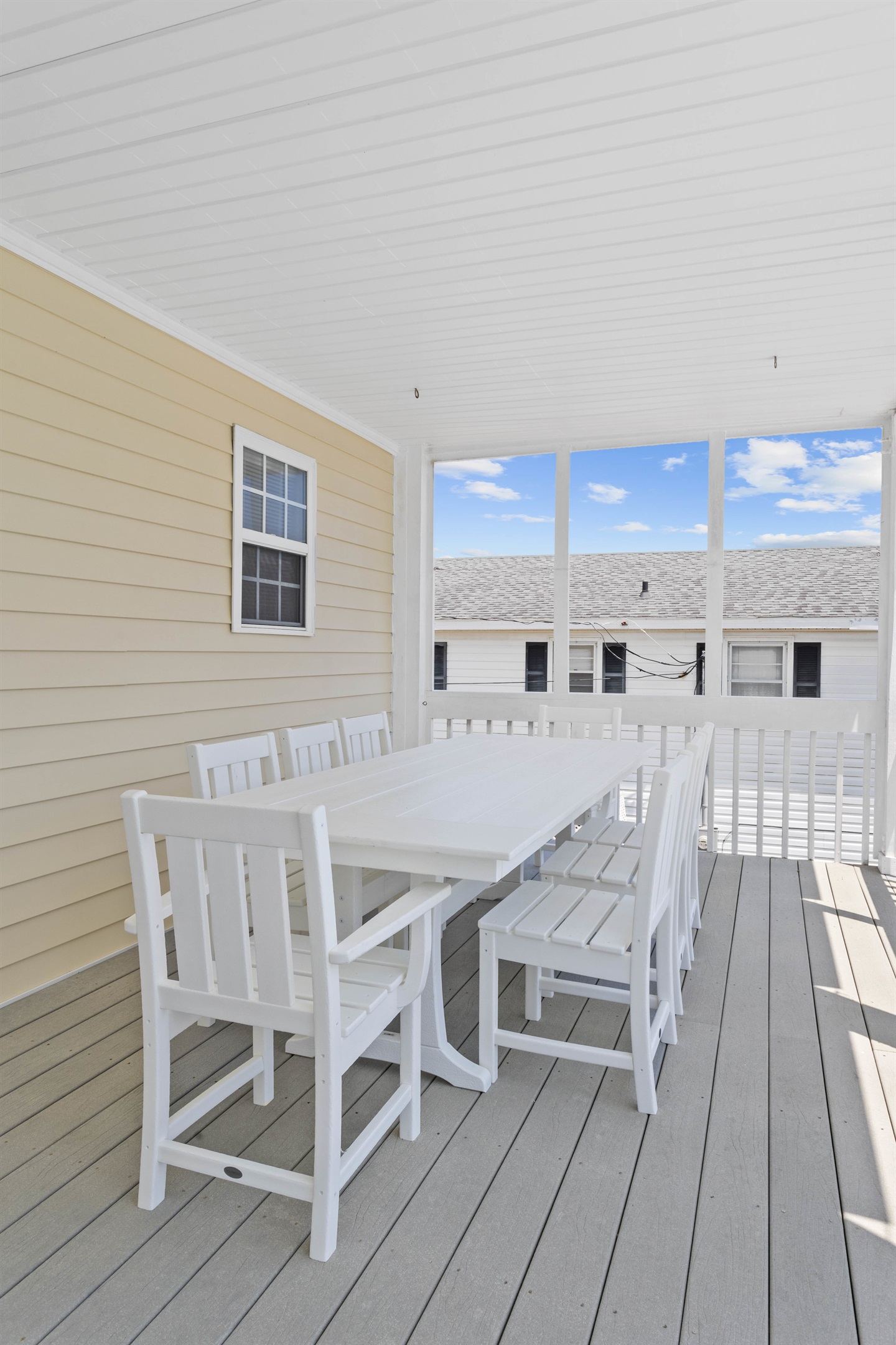 Covered Lower Deck with Dining Seating for 10