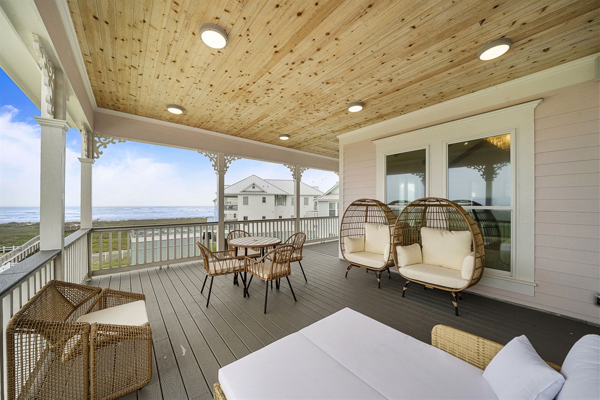 da065331c54a418ea6ac131b8d5bfec0 Large | Beachhouse | Texas | TX | Vacation Homes | Galveston | Crystal Beach | Kokomo | Breezy Days | Beachfront Elegance | Sunrise Serenity | Southern Sands Property Management, LLC