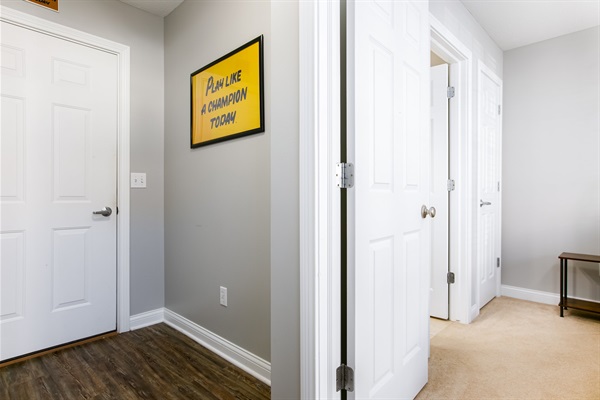 Golden Dome Getaway<>Townhome 1.5 mi To ND, photo 31